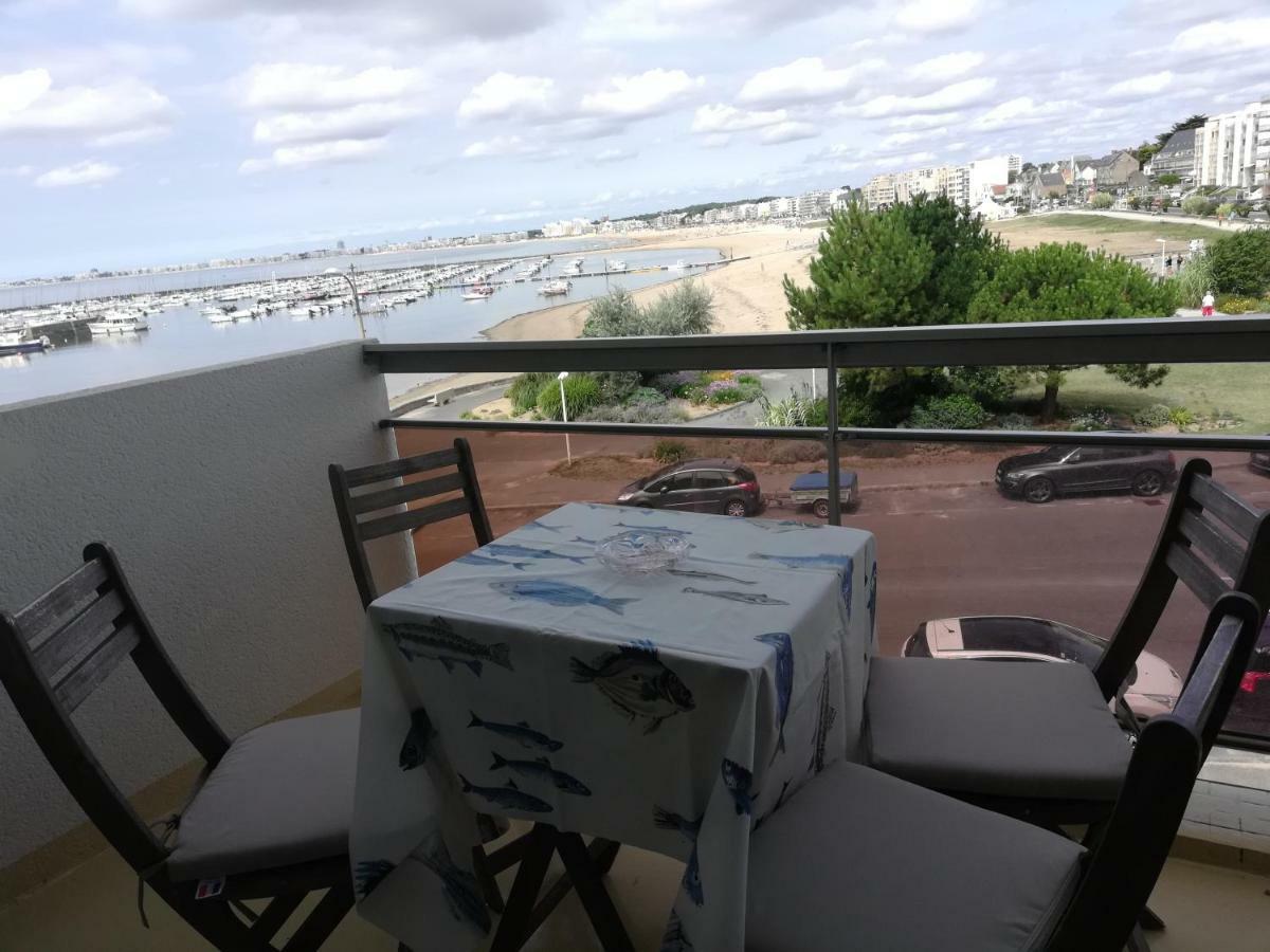 Le Studio Galliéni vue panoramique face mer a fait peau neuve! Pornichet Extérieur photo