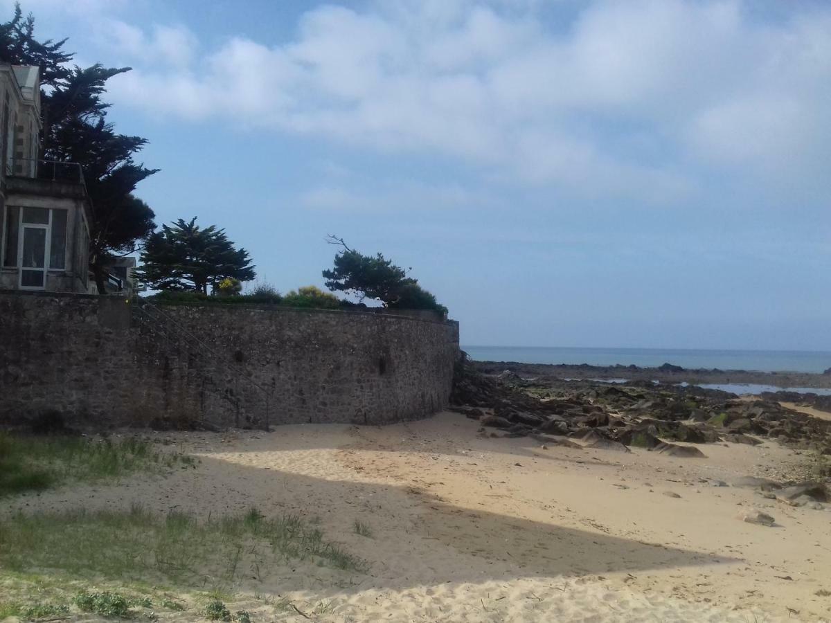 Le Studio Galliéni vue panoramique face mer a fait peau neuve! Pornichet Extérieur photo