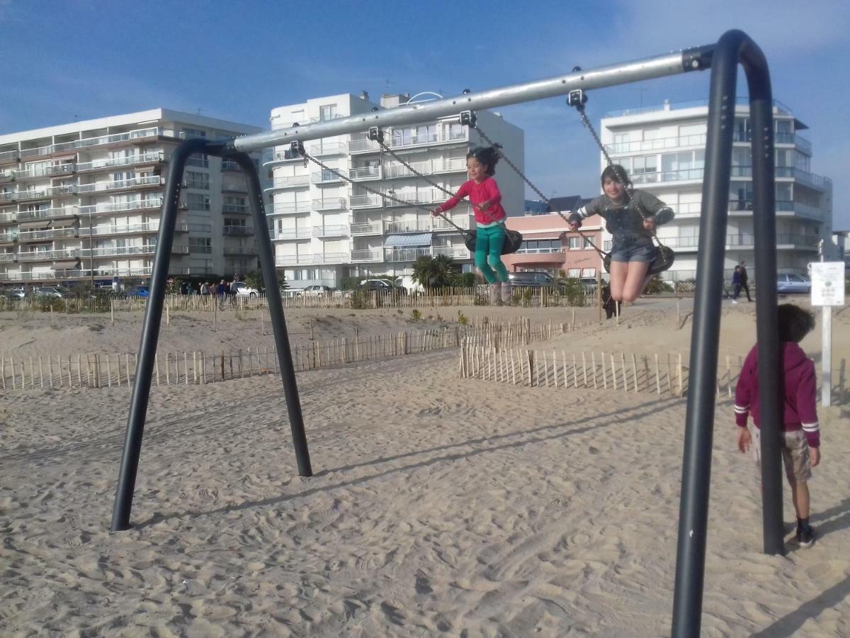Le Studio Galliéni vue panoramique face mer a fait peau neuve! Pornichet Extérieur photo